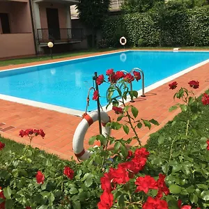  Apartment Indesenzano Italy
